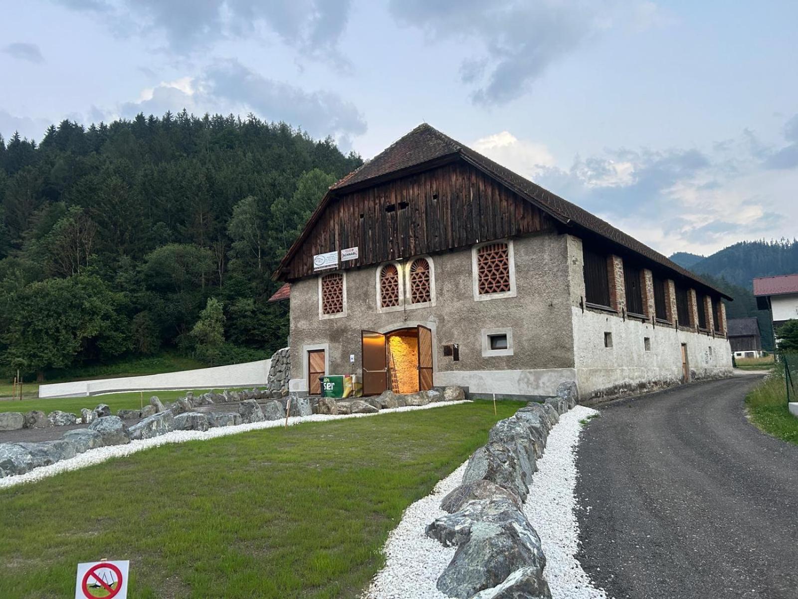 Schladnitzer Dorfstadl *